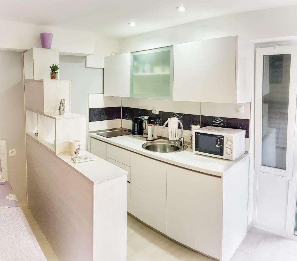 Studio Apartman NOA Appartamento Traù Esterno foto