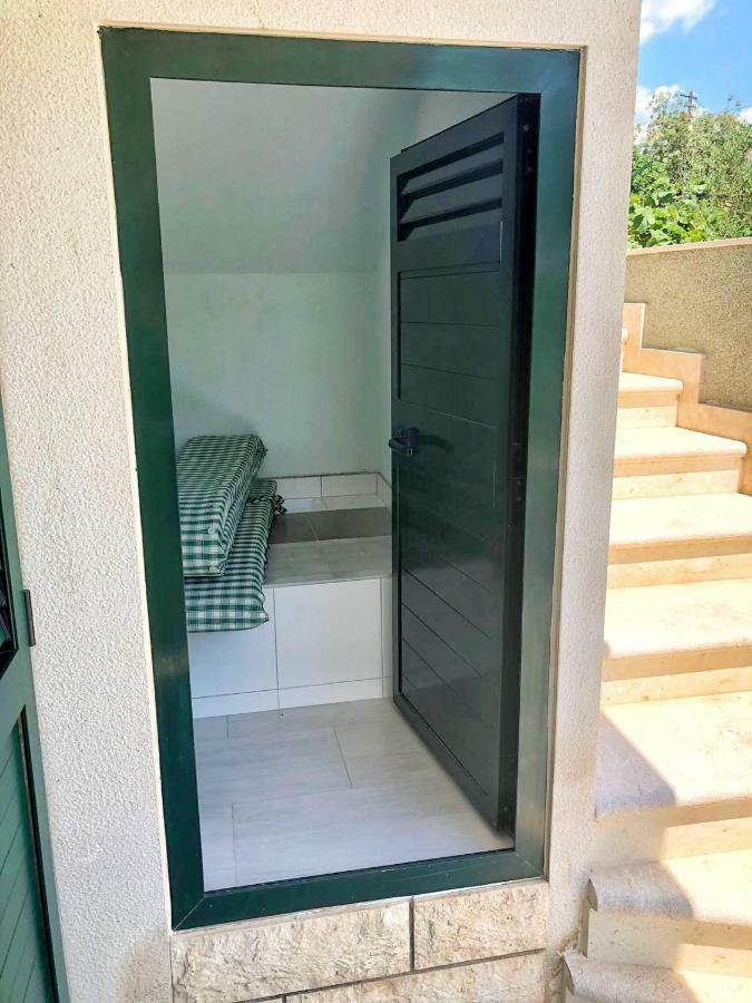 Studio Apartman NOA Appartamento Traù Esterno foto